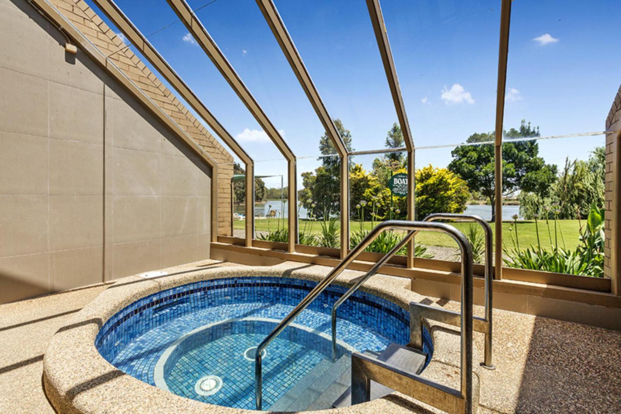Lakeside Country Club Numurkah Esterno foto