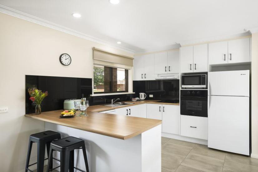 Lakeside Country Club Numurkah Esterno foto